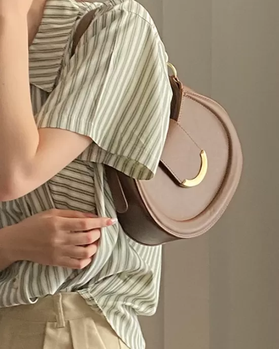 Stylish Underarm Bag Versatile Messenger Bag