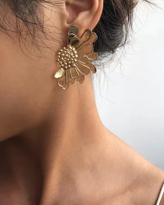 Vintage Alloy Flower Earrings