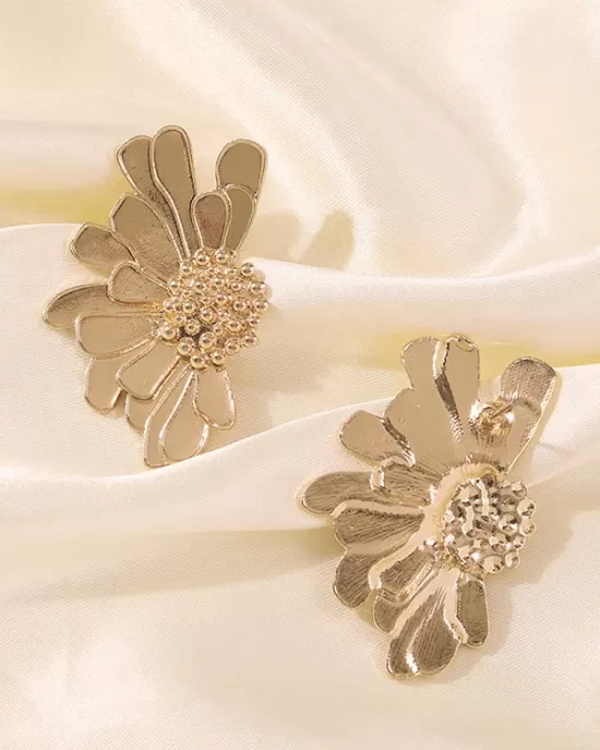 Vintage Alloy Flower Earrings