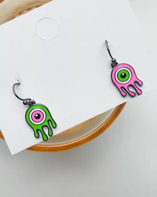 Asymmetrical Eye Contrast Color Donut Fashion Personality Earrings