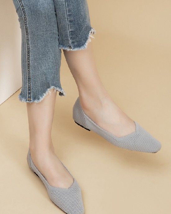 Solid Color Split-Joint Square-Toe V-Cut Flat Shoes