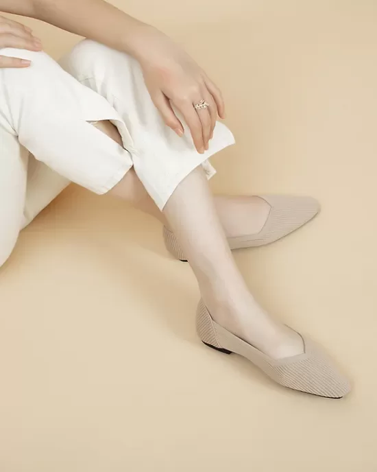 Solid Color Split-Joint Square-Toe V-Cut Flat Shoes