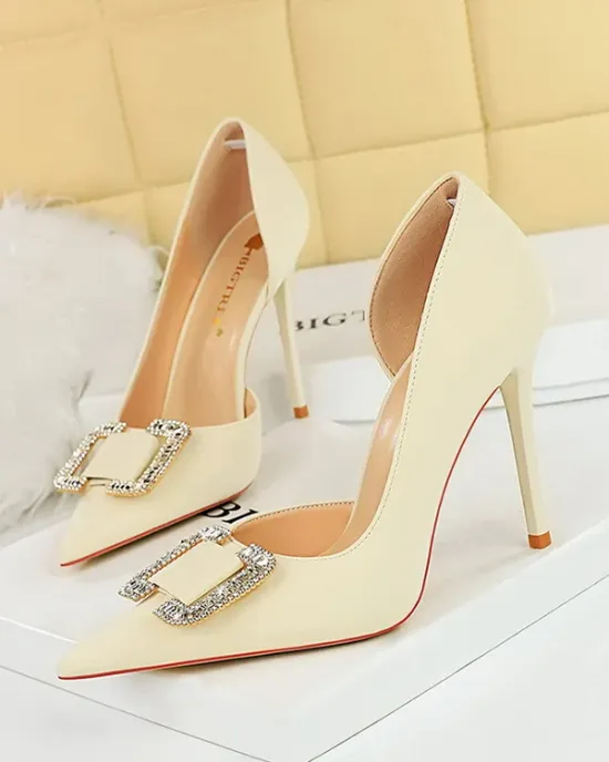 Pointed-Toe Shallow Cut Scarpin Salto Pumps