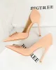 Pointed-Toe Shallow Cut Scarpin Salto Pumps