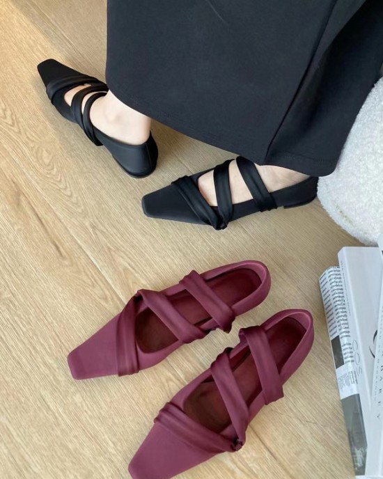 Solid Color Square-Toe Flat Shoes