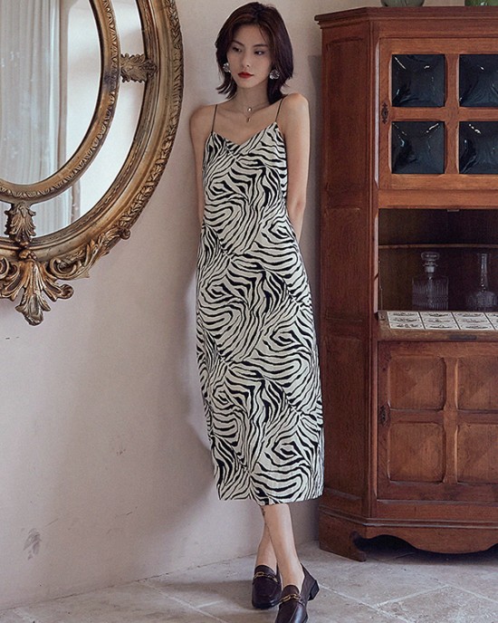 Vacation H-Line Sleeveless Zebra-Stripe V-Neck Dress