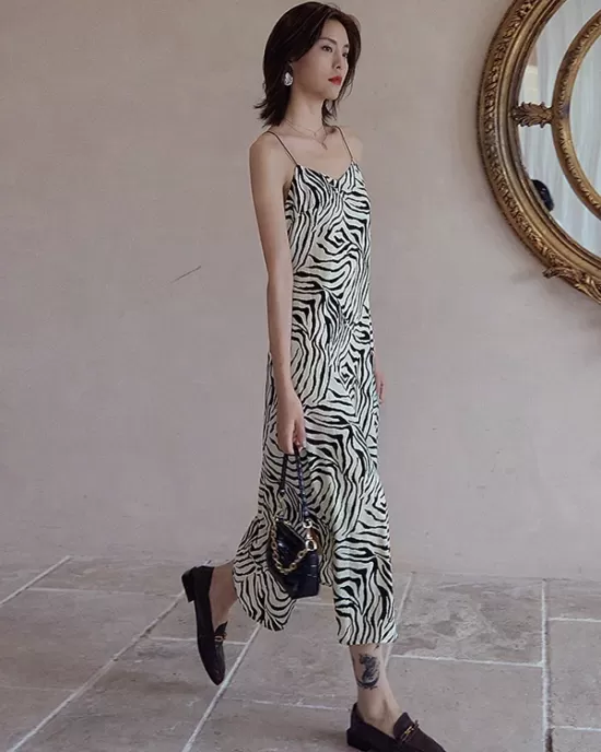 Vacation H-Line Sleeveless Zebra-Stripe V-Neck Dress