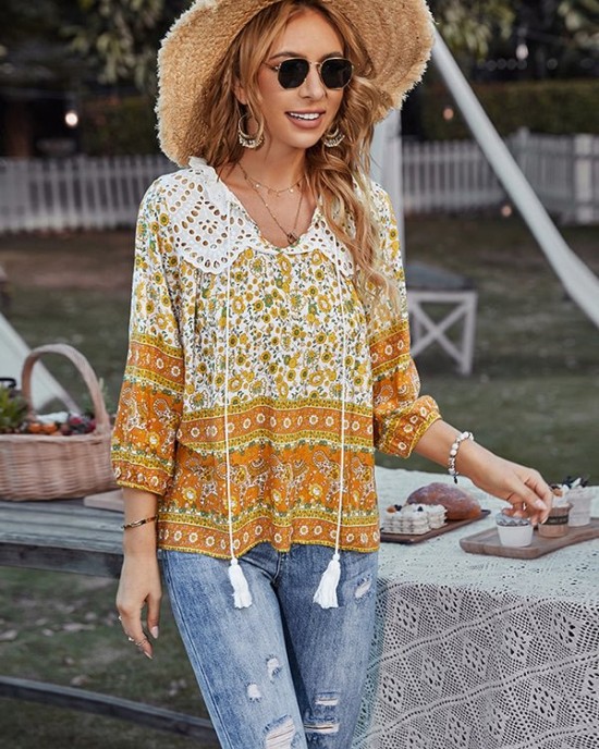 Peter Pan Neckline Bohemian Floral Blouse Peter Pan Neckline Bohemian Floral Blouse