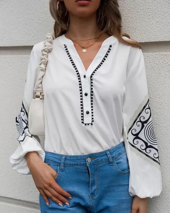 Casual Buckle Printed V-Neck T-Shirt