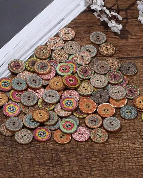 About 100Pcs Multi-Color Wooden Round Sewing Buttons For DIY Craft Decoration