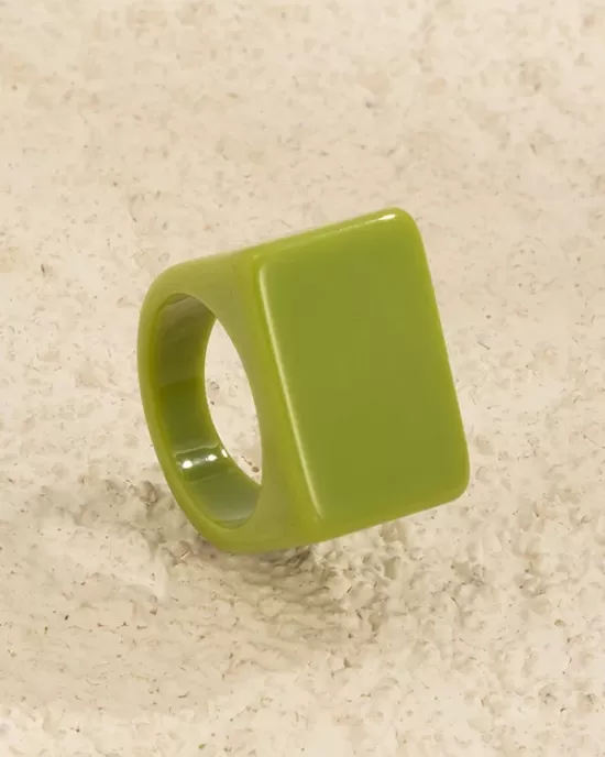 Original Stylish Resin 8 Colors Geometric Ring Original Stylish Resin 8 Colors Geometric Ring