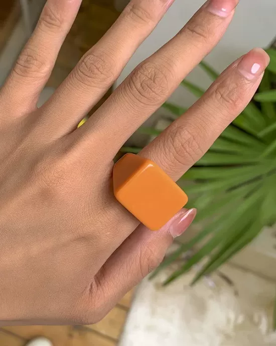 Original Stylish Resin 8 Colors Geometric Ring Original Stylish Resin 8 Colors Geometric Ring