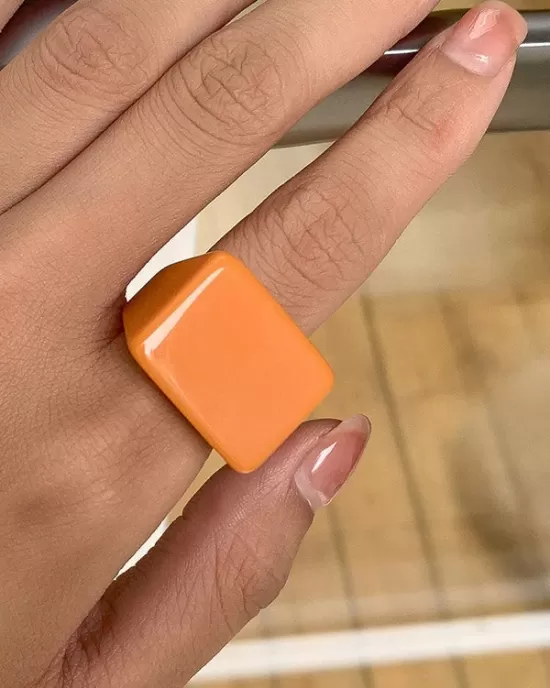Original Stylish Resin 8 Colors Geometric Ring Original Stylish Resin 8 Colors Geometric Ring