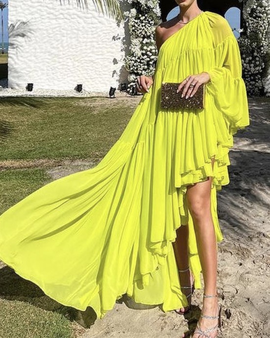 Irregularity Loose Pleated Solid Color One-Shoulder Maxi Dresses