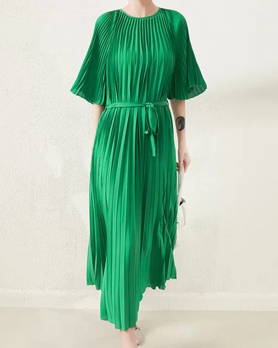 Loose Pleated With Waistband Solid Color Round-Neck Maxi Dresses