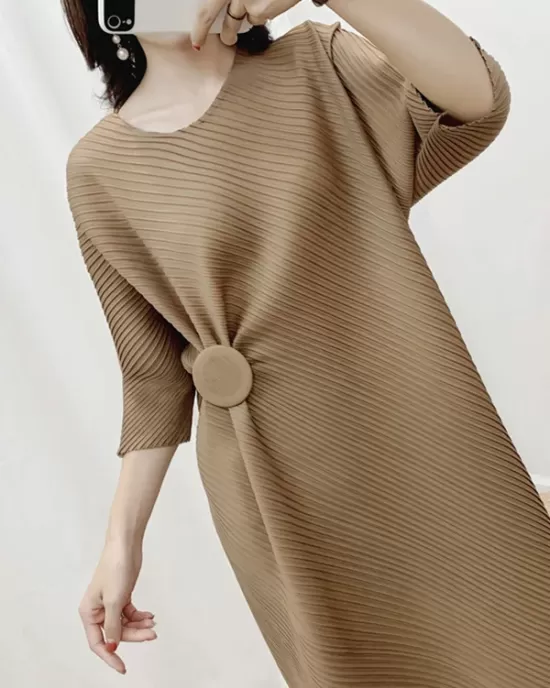 Pleated Solid Color Half Sleeves Irregular Clipping Round-Neck Midi Dresses