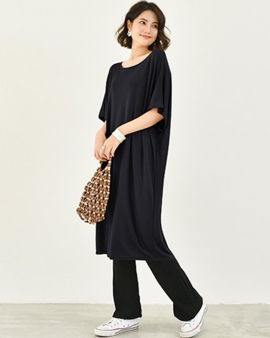 Casual Batwing Half Sleeves Solid Color Round-Neck Midi Dresses