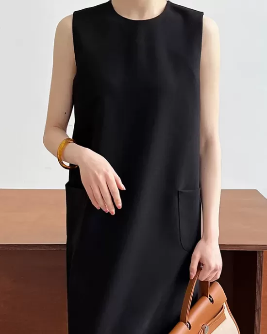 Solid Color Loose Sleeveless Round-Neck Midi Dresses