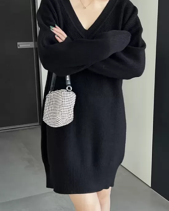 Simple Loose Long Sleeves Solid Color V-Neck Sweater Dresses