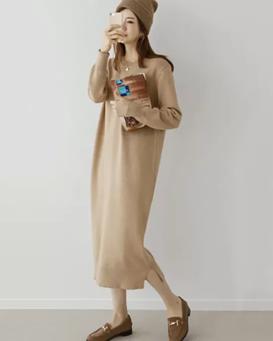 Urban Long Sleeves Loose Split-Side Solid Color Round-Neck Sweater Dresses