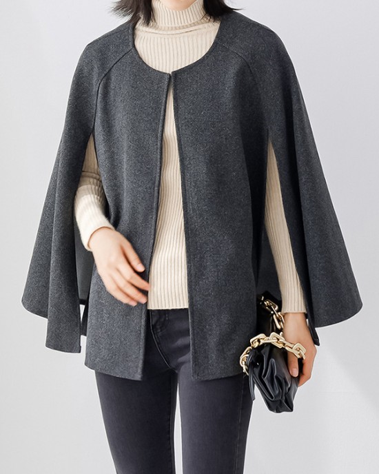 Casual Loose Solid Color Round-Neck Cape Outerwear