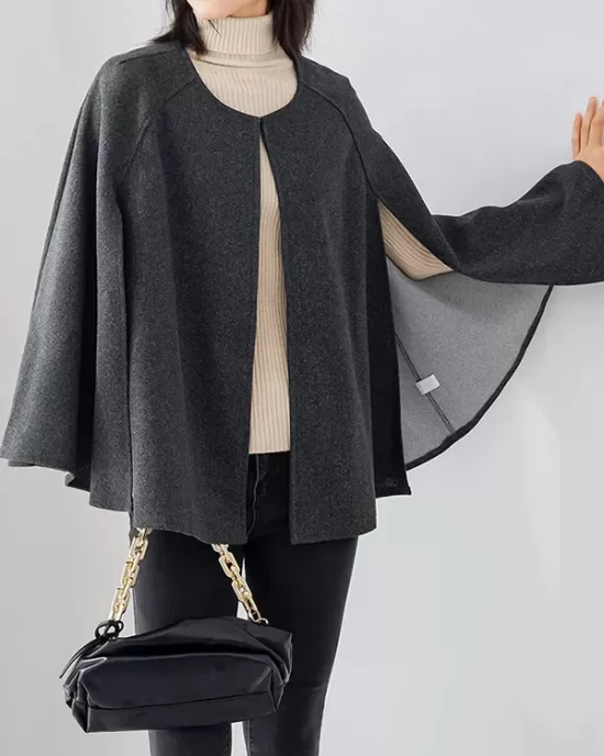 Casual Loose Solid Color Round-Neck Cape Outerwear