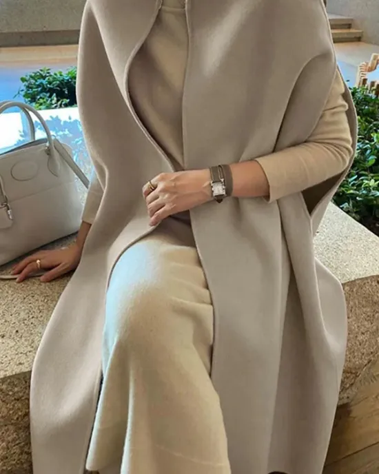 Simple Sleeveless Solid Color Round-Neck Cape Outerwear