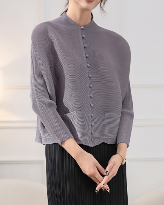 Buttoned Pleated Pockets Solid Color Long Sleeves Loose Round-Neck Outerwear