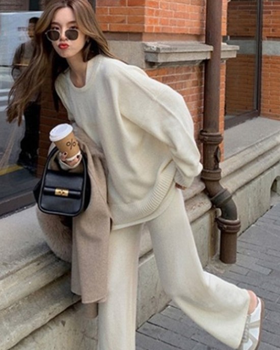 Casual Loose Solid Color Round-Neck Sweater Tops & Wide Leg Pants Suits