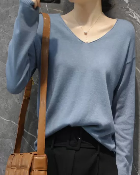 Simple Solid Color V-Neck Long Sleeve Knitwear Tops