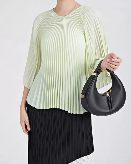 Pleated Solid Color Batwing Sleeves Loose Round-Neck T-Shirts Tops