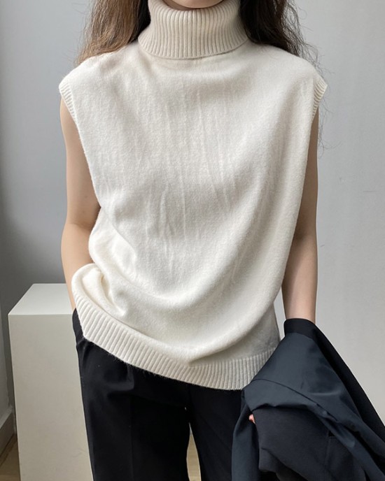 Simple Loose Solid Color High-Neck Knitting Vest Top